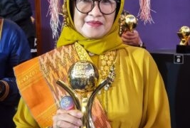 Foto:Wali Kota menerima Top BUMD Awards 2024. Penghargaan diterima dr Susanti di Hotel Raffles Jakarta Dian Ballroom Lt 11, Rabu (20/03/2024).