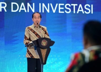 Presiden Joko Widodo saat menyampaikan Pidato dihadapan para hadirin pada acara Gapensi di Jakarta. Rabu (31/07)