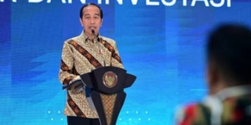 Presiden Joko Widodo saat menyampaikan Pidato dihadapan para hadirin pada acara Gapensi di Jakarta. Rabu (31/07)