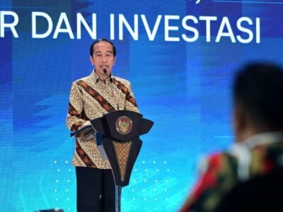 Presiden Joko Widodo saat menyampaikan Pidato dihadapan para hadirin pada acara Gapensi di Jakarta. Rabu (31/07)