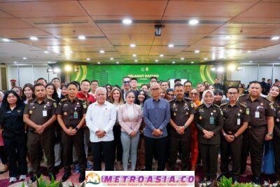 Jaksa Agung Selenggarakan Penerangan Hukum Dengan Tema Pencegahan Tindak Pidana Pencucian Uang di Kalangan Artis dan Pengusaha