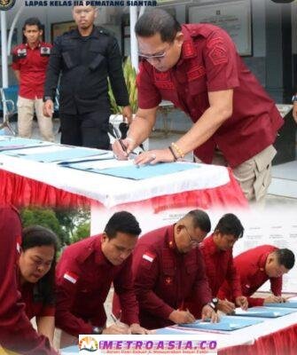 Kalapas Dan Seluruh Pegawai Lapas Pematang Siantar Laksanakan Penandatanganan Perjanjian KerjaA