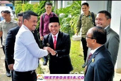 Wakil Bupati Simalungun Hadiri Hari Jadi Kabupaten Samosir