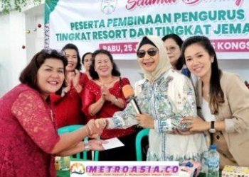 Ketua TP PKK Kabupaten Simalungun Harapkan Inang GKPS Distrik II Jadi Agen Positif