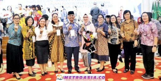 Ny Darmawati Anton Achmad Saragih Dikukuhkan Sebagai Bunda PAUD dan Bunda Literasi Kabupaten Simalungun