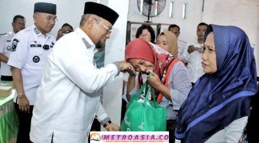Bupati Simalungun Serahkan Bantuan Wakil Presiden Kepada Warga Terdampak Bencan Puting Beliung