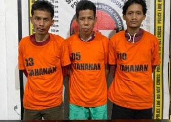 Nyabu Dirumah, Syaprizal Dan Dua Rekan nya Ditangkap Polisi