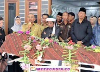 Bupati Simalungun Sampaikan Belasungkawa atas Wafatnya Mertua Ketua DPRD Simalungun
