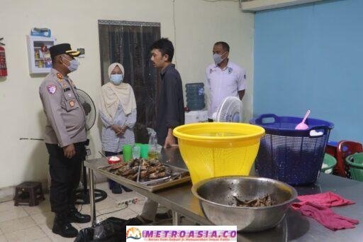 Pastikan Kebersihan dan Kualitas Makan Anak Sekolah, Kapolres Sidak Dapur MBG