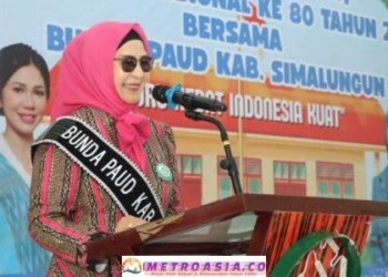 Hadiri Perayaan Hari Guru, Bunda PAUD Simalungun Ajak Bangun Generasi Sehat, Cerdas Berkarakter dan Berakhlak Mulia