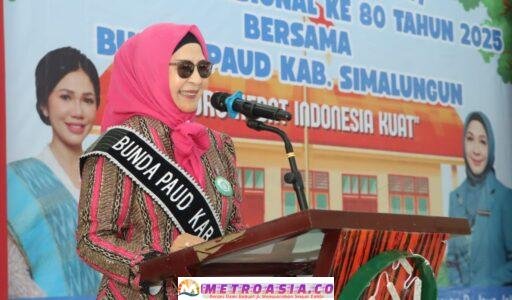 Hadiri Perayaan Hari Guru, Bunda PAUD Simalungun Ajak Bangun Generasi Sehat, Cerdas Berkarakter dan Berakhlak Mulia