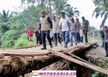 Jalan Penghubung Putus Akibat Longsor, Bupati Simalungun Himbau Masyarakat Untuk Berhati-hati