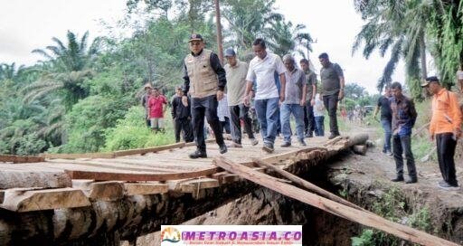Jalan Penghubung Putus Akibat Longsor, Bupati Simalungun Himbau Masyarakat Untuk Berhati-hati