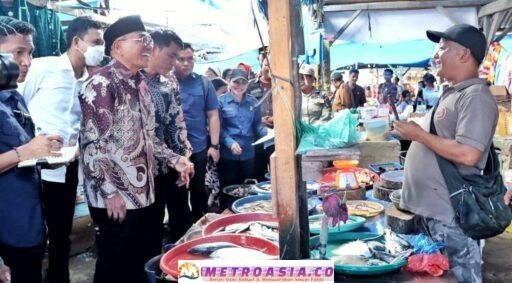 Jelang Nataru 2025-2026, Pemkab Simalungun Melaksanakan Operasi Sidak Pasar