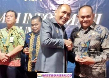 Pemkab Simalungun Raih Penghargaan KI Badan Publik Tahun 2025