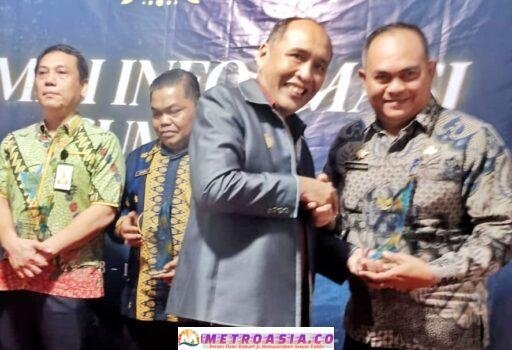 Pemkab Simalungun Raih Penghargaan KI Badan Publik Tahun 2025