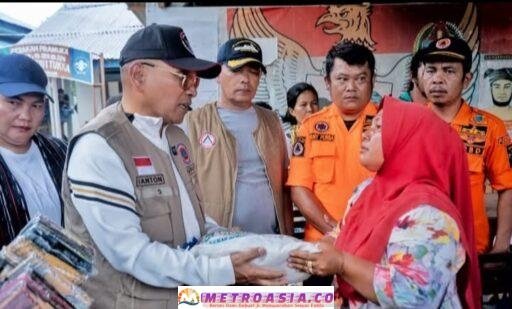 𝐁𝐮𝐩𝐚𝐭𝐢 𝐒𝐢𝐦𝐚𝐥𝐮𝐧𝐠𝐮𝐧, 𝐃𝐫 𝐇 𝐀𝐧𝐭𝐨𝐧 𝐀𝐜𝐡𝐦𝐚𝐝 𝐒𝐚𝐫𝐚𝐠𝐢𝐡 𝐒𝐞𝐫𝐚𝐡𝐤𝐚𝐧 𝐁𝐚𝐧𝐭𝐮𝐚𝐧 𝐊𝐞𝐦𝐚𝐧𝐮𝐬𝐢𝐚𝐚𝐧 𝐊𝐞𝐩𝐚𝐝𝐚 𝐊𝐨𝐫𝐛𝐚𝐧 𝐁𝐞𝐧𝐜𝐚𝐧𝐚 𝐝𝐢 𝐓𝐚𝐩𝐭𝐞𝐧𝐠