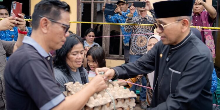 Bupati Simalungun Tinjau Lokasi Kebakaran di Nagori Ujung Bondar, Kecamatan Dolok Panribuan