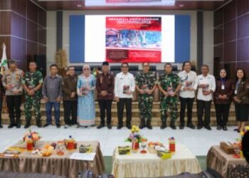 Wali Kota Pematangsiantar Wesly Silalahi Diwakili Asisten Bidang Perekonomian Dan Pembangunan Hadiri Launching Dan Pendistribusian Buku