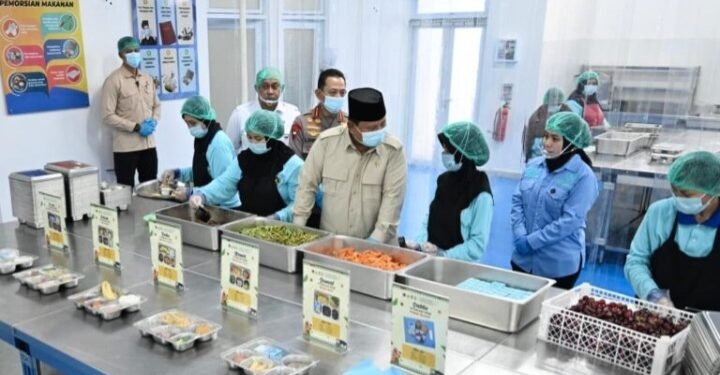 Perkuat Program MBG, Presiden Prabowo Resmikan 1.072 SPPG dan 18 Gudang Ketahanan Pangan Serta Hroundbreaking 107 PPG Polri