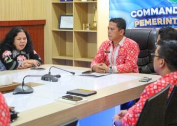 Wali Kota Pematangsiantar Wesly Silalahi SH MKn mengikuti kegiatan Entry Meeting BPK