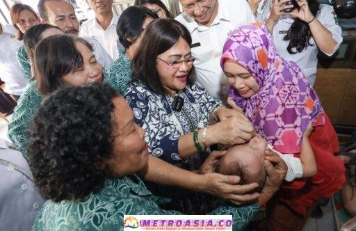Ketua TP PKK Kota Pematangsiantar Ny Liswati Wesly Silalahi Melakukan Kinjungan ke Posyandu
