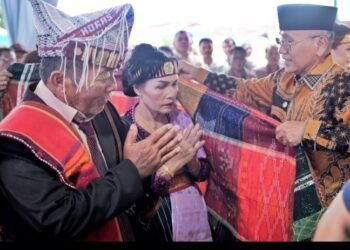 Bupati Simalungun Hadiri Pesta Parerean/Tugu Tambak Pomparan Op Bima Sinaga di Kecamatan Hatonduhan