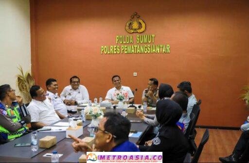 Wali Kota Wesly Diwakili Sekda Junaedi Sitanggang Pimpin Rapat Forum Lalu Lintas Angkutan Jalan di Polres Pematangsiantar