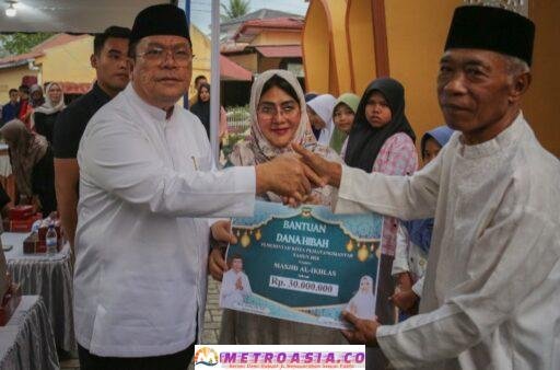 Walikota Siantar Perintahkan Dirut Perumda Tirta Uli Sediakan Air Siap Minum di Masjid Al Ikhas