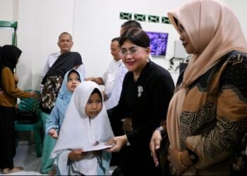 Ketua TP PKK Kota Pematangsiantar Menghadiri Ramadhan Berbagi Perumda Tirta Uli di Panti Asuhan PA