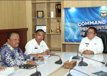 Wali Kota Pematangsiantar dan Ketua TP PKK Menyambut dan Menjamu Tim Paduan Suara Gereja HKBP Jati Waringin