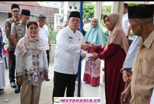 Hari ketiga Safari Ramadhan Pemerintah Kota (Pemko) Pematangsiantar Mengunjungi Masjid Amaliyah di Jalan Gurilla