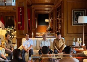 Seskab Teddy Ungkap Momen Hangat Silaturahmi Presiden Prabowo dengan Mantan Ajudan dan Pengawal di Hambalang