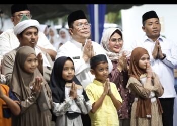 Berbuka Puasa Dengan Anak Yatim, Walikota Siantar Beliin Baju Lebaran
