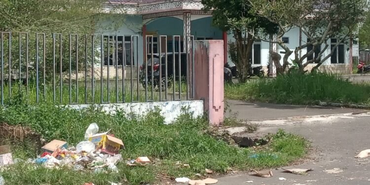 Lingkungan Kantor Pemerintahan Simalungun Kumuh dan Memprihatinkan