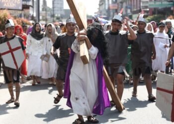 Menghadiri acara Jalan Salib, Walikota Pematangsiantar Berikan Apreseasi