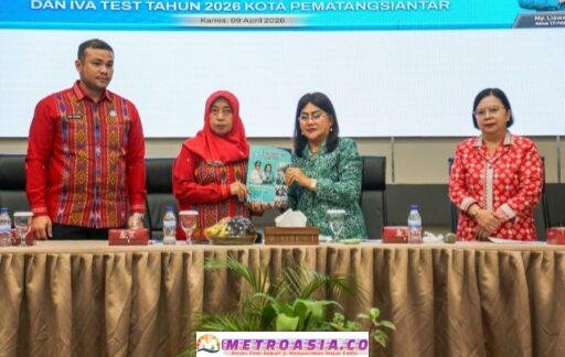 Wali Kota Pematangsiantar Wesly Silalahi SH MKn diwakili Plh Sekda Dan Ketua TP PKK Menghadiri kegiatan Supervisi