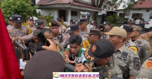 Pematangsiantar Memanas, Massa Minta Walikota Copot Junaidi Dari Jabatan Sekda