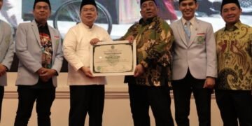 Walikota Pematangsiantar Tersorot Hingga ke Jakarta Dan Mendapat Penghargaan Dari Pemuda Masjid Indonesia