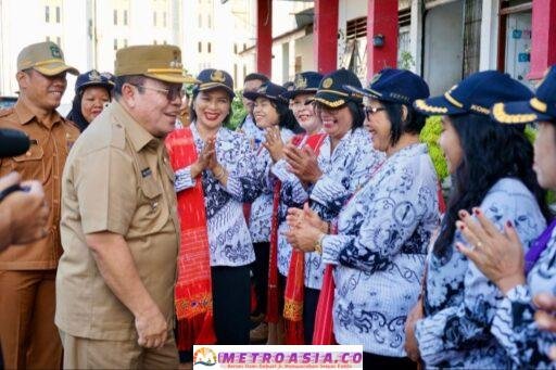 Walikota Pematangsiantar : Guru Harus Menjadi Teladan Bagi Siswa