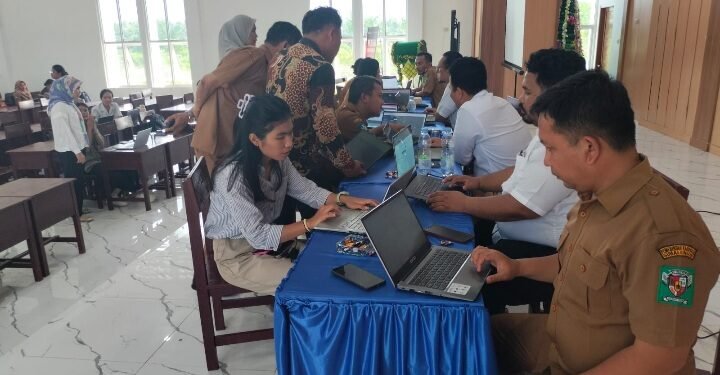 Pusdatin Kemendikdasmen Sosialisasikan Dapodik 2026 B-C ke Operator Sekolah di Simalungun