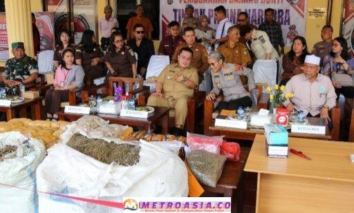 Walikota Pematangsiantar Bersama Unsur Forkopimda Menghadiri Acara Pemusnahan Barang Bukti Narkotika
