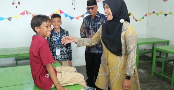 Mewakili WaliKota, Wakil Walikota Pematangsiantar Menghadiri Sekaligus Membuka Khitanan Massal Gratis