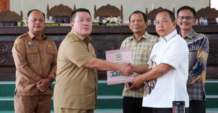 Pemko Pematangsiantar Menerima Dan Menyetujui Ranperda Inisiatif DPRD Tentang Insentif Tenaga Pendidik