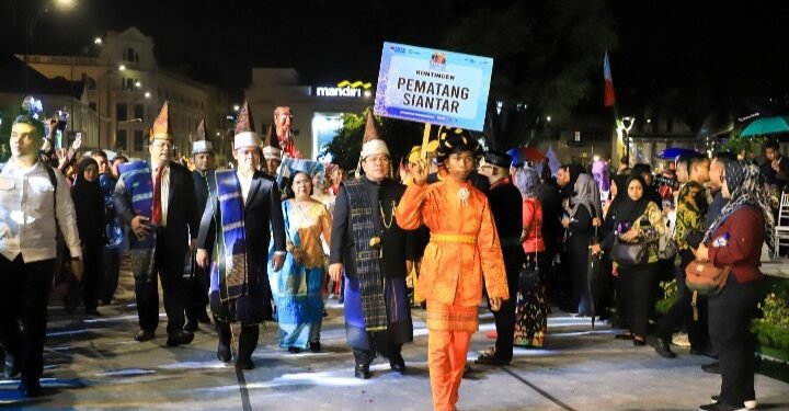 Wali Kota Pematangsiantar Tampilkan Pesona Budaya Simalungun serta Ragam Etnis di Karnaval Budaya Nusantara