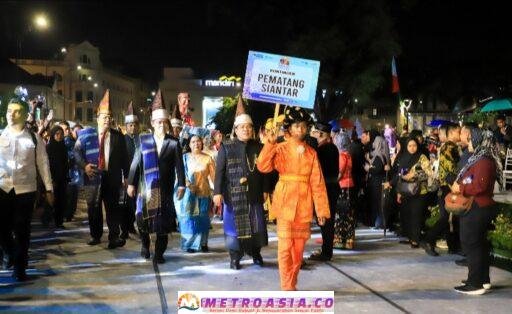 Wali Kota Pematangsiantar Tampilkan Pesona Budaya Simalungun serta Ragam Etnis di Karnaval Budaya Nusantara
