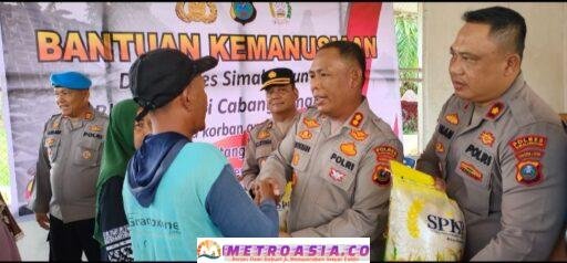 Kapolres Simalungun Beserta Jajaran Salurkan Bantuan Sosial Kepada Korban Angin Puting Beliung