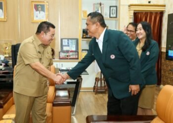 Wali Kota Pematangsiantar Didampingi Kadinkes Menyambut Audiensi Pengurus Cabang Terpilih IDI Pematangsiantar-Simalungun