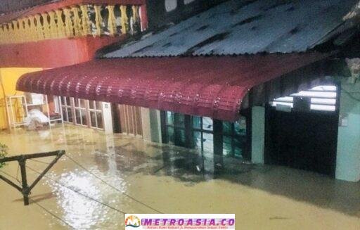 Tim Gabungan Pemkab Simalungun Berhasil Evakuasi Enam Warga Terjebak Banjir di Serbalawan