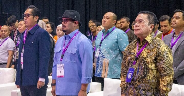 Wali Kota Pematangsiantar Menghadiri Pertemuan Pembahasan Tranpormasi Digital Pemerintahan di Jakarta